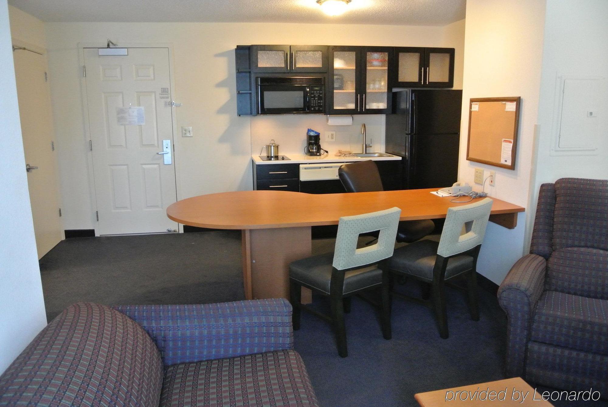 Candlewood Suites Sterling By Ihg Exterior photo